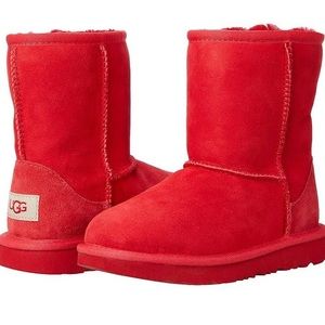 UGG Classic II RED boots, girls 6 or women’s 8